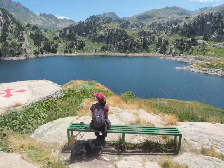 vacaciones pirineos montaña treking libertad